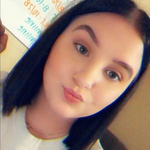 Meet your Posher, Allyson